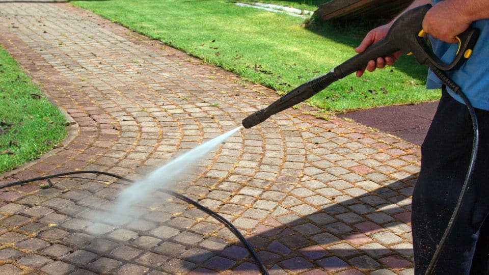 How Much Water Does A Power Washer Use?